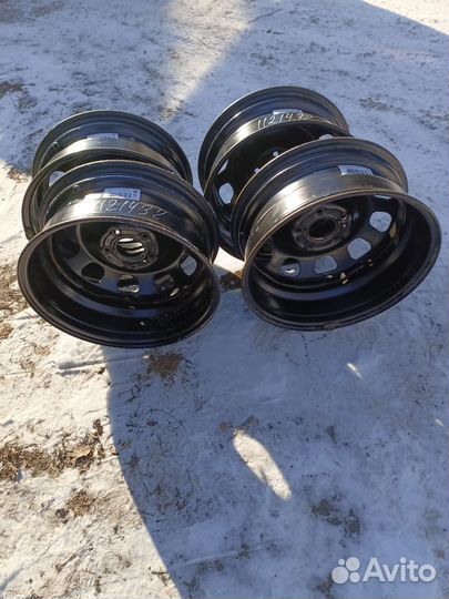 Продам диски на дастер