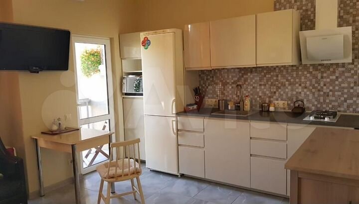 1-к. квартира, 30 м², 4/4 эт.