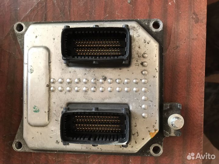 Блок управления двигателем Опель Астра H