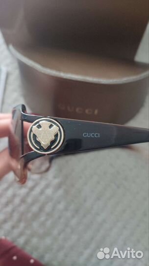 Солнцезащитные очки gucci