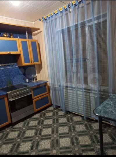 2-к. квартира, 60 м², 2/2 эт.