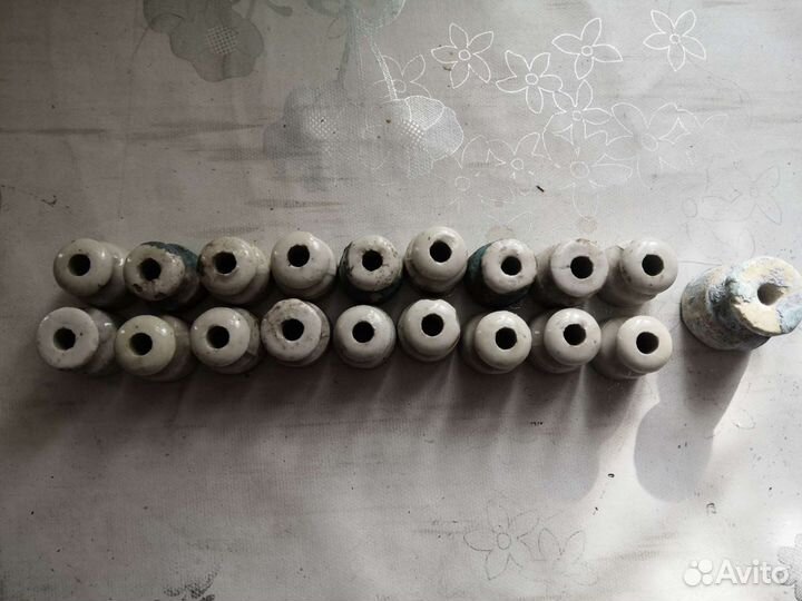 Изолятор керамический