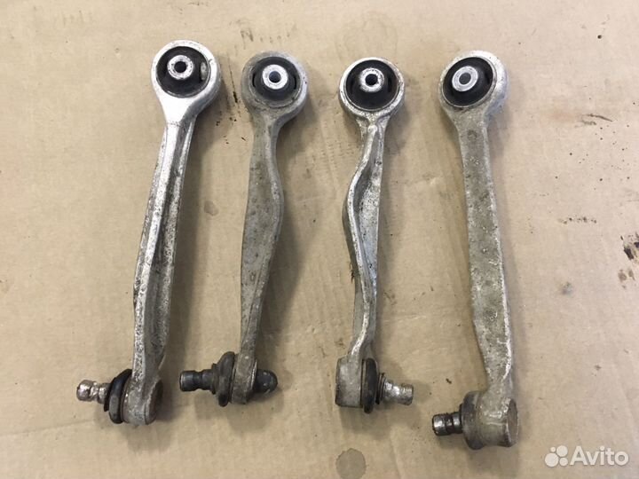 Рычаг передний верхний Audi A4 B6 (4409)