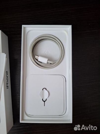 iPhone 12, 64 ГБ