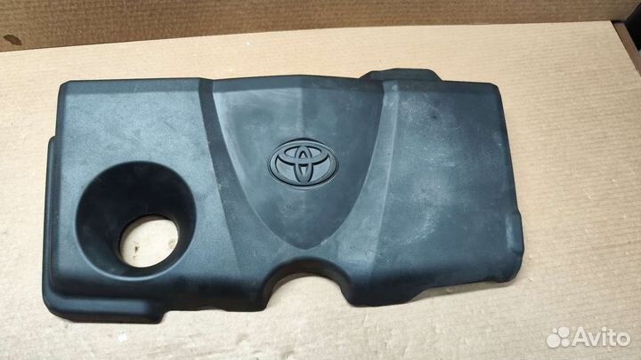Декоративная крышка двигателя Rav 4 50
