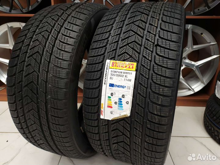 Pirelli Scorpion Winter 285/40 R22 и 325/35 R22 114W