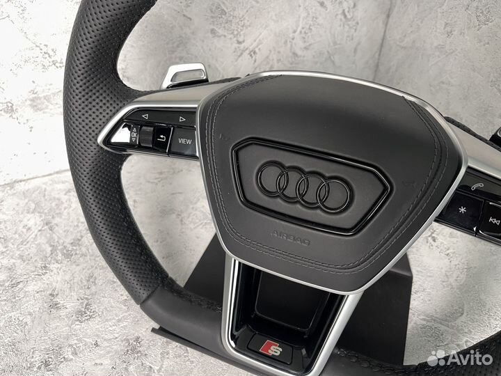 Новый оригинальный руль Audi