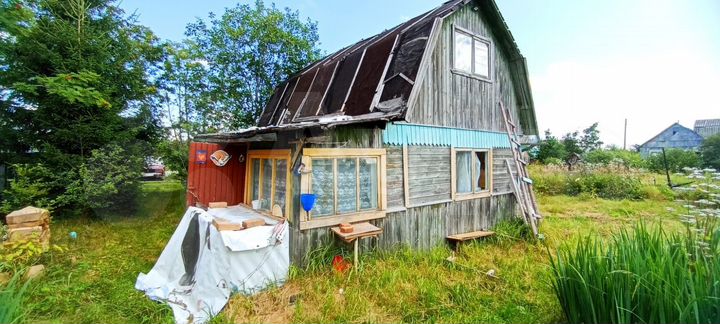 Дача 30 м² на участке 10 сот.