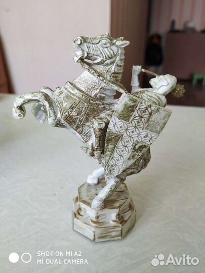 Фигурки рыцаря