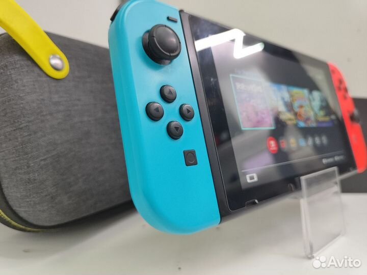 Игровые приставки Nintendo Switch 32 GB (HAC-001)