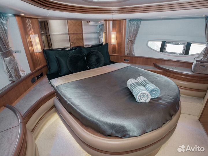 Аренда яхты Azimut 68 в Сочи