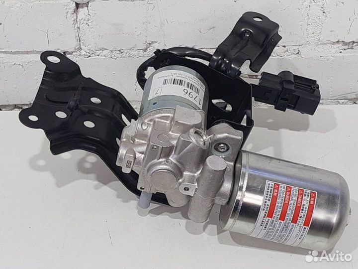 Насос усилителя тормозов + аккумулятор давления