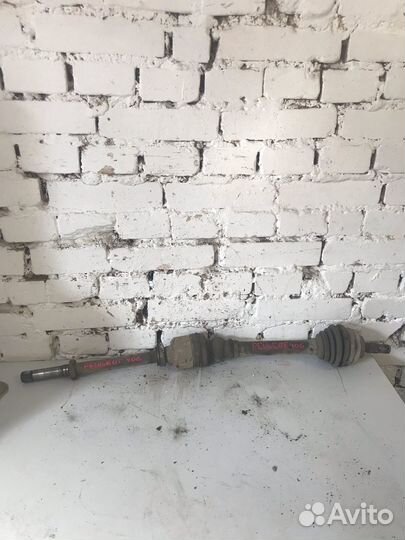 Полуось правая Peugeot 406 1995-2004