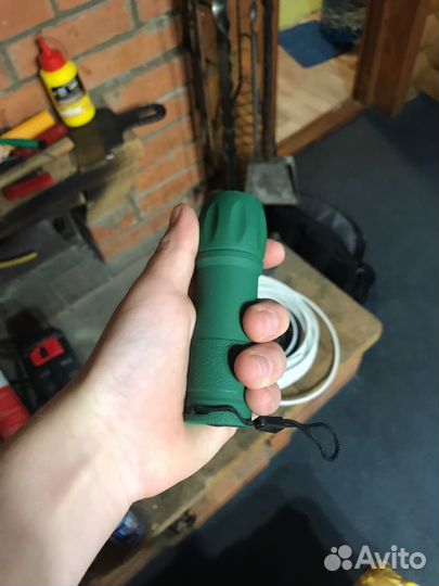 Темно Зелёный фонарик