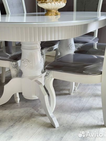 Стол и стулья от производителя. В наличии
