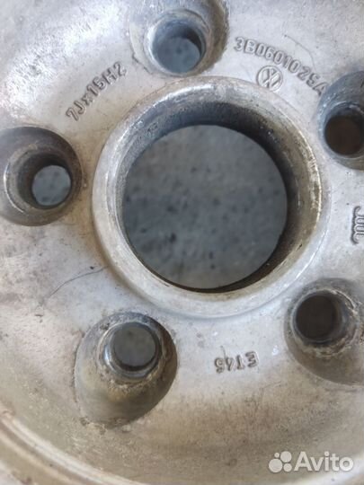 Диски Фольцваген Гольф R15