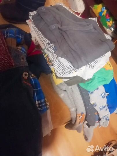 Пакет вещей и обуви на мальчика