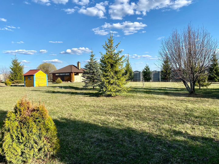 Коттедж 240 м² на участке 50 сот.