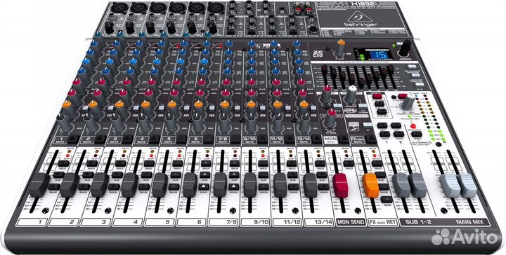 Микшерный пульт Behringer X1832USB