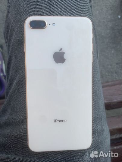 iPhone 8 plus 64gb