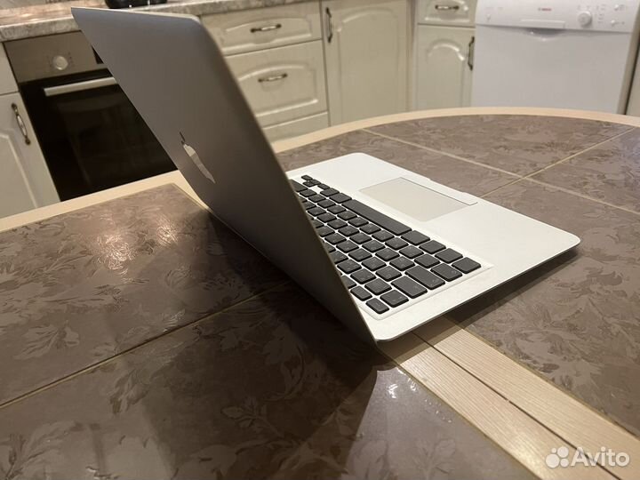 Apple MacBook Air