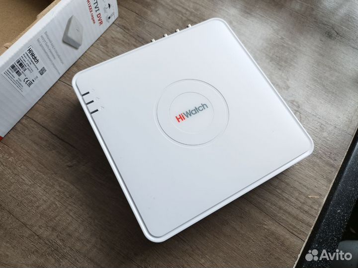 Видеорегистратор Hiwatch DS-H108G