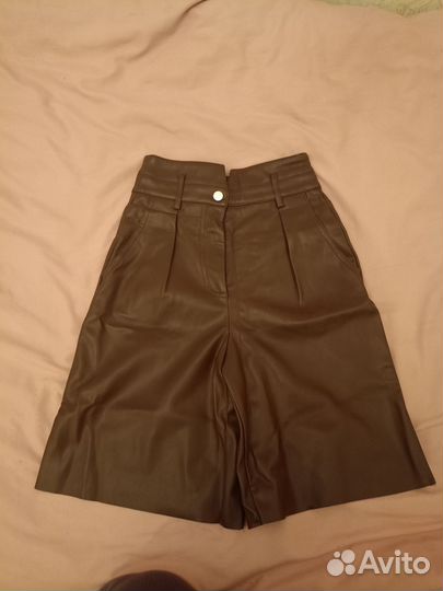 Кожанные шорты