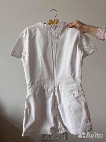 Белый комбинезон мини Concept Club забронирован