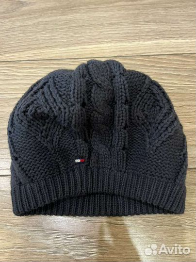 Tommy hilfiger берет на девочку