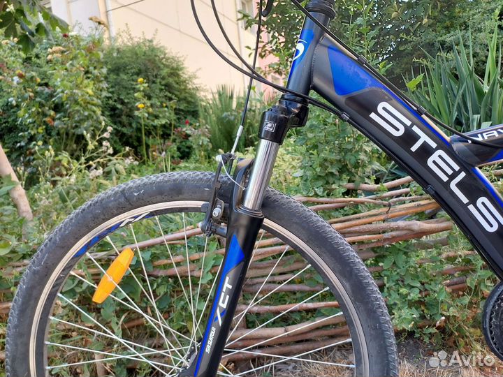 Скоростной, горный велосипед Stels Navigator 550V