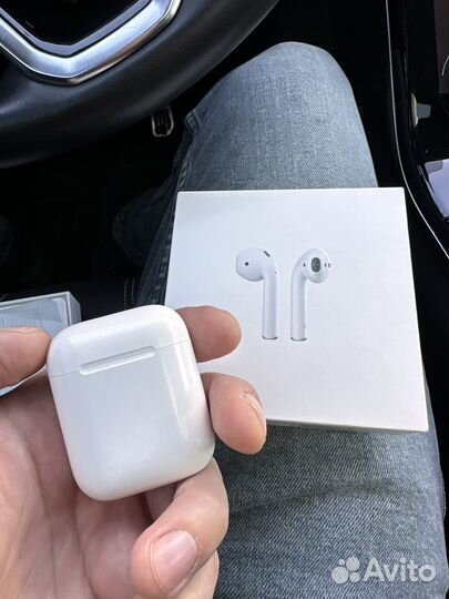 Airpods 2 полный комплект. Оригинал