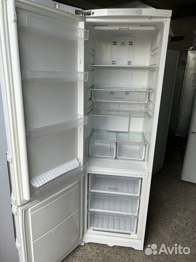 Hotpoint Ariston (No Frost)