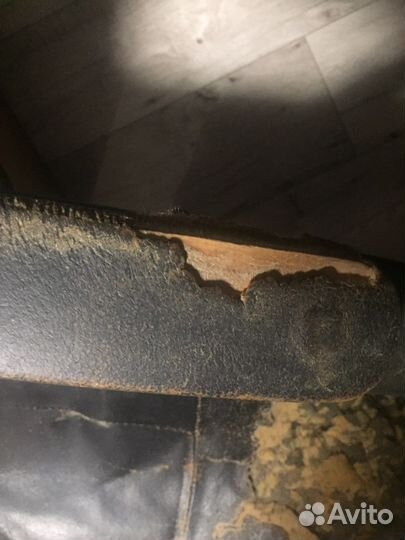 Кожаное кресло бу