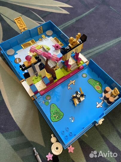 Lego книга Мулан, и машины полиция и