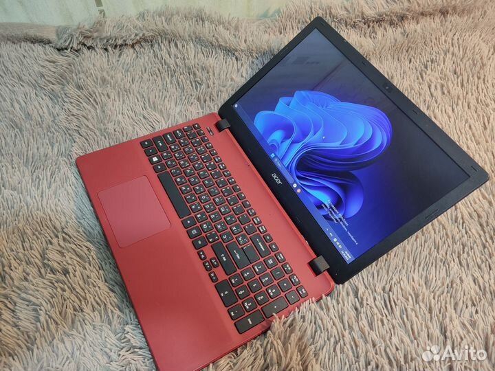 Asus i3-5005/SSD256Gb/HD5500