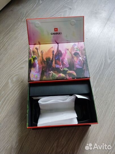 Коробка от колонки jbl charge3