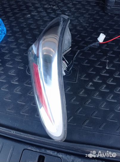 Фара задняя правая