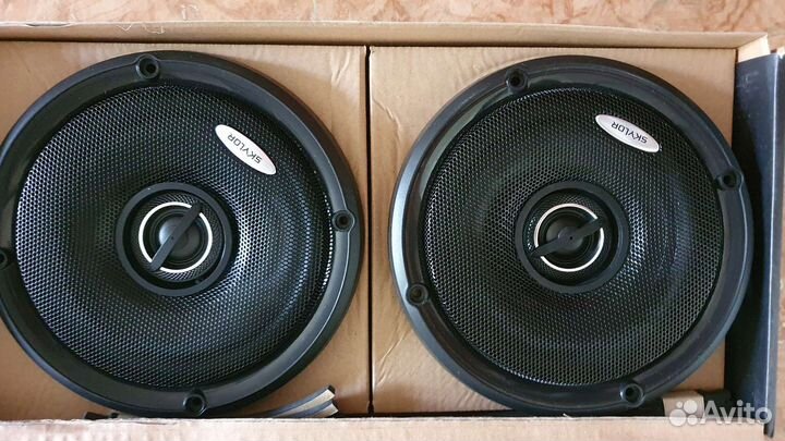 Колонки для машины