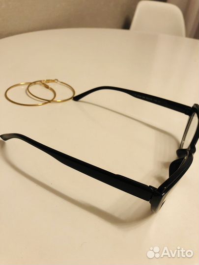 Очки кошка новые с диоптриеи 1,5– 2