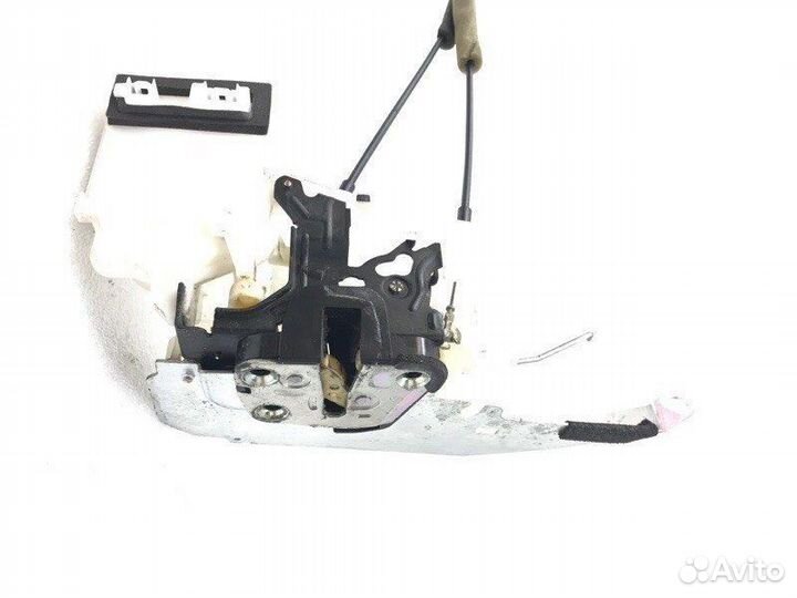 Замок двери передний правый Mazda Cx-7 2009