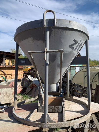 Бадья для бетона «рюмка»