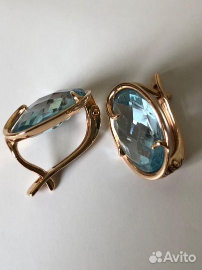 Золотые серьги с топазами