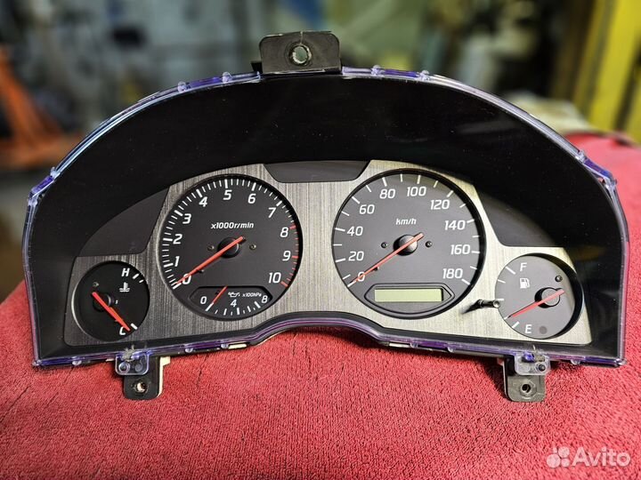 Панель приборов nissan skyline R34 GTR