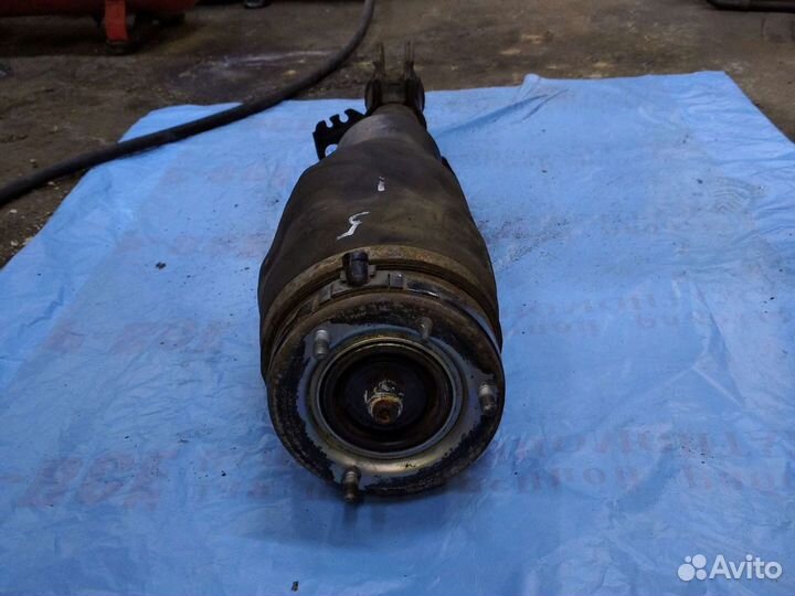 Пневмостойка Range Rover 2002-2012