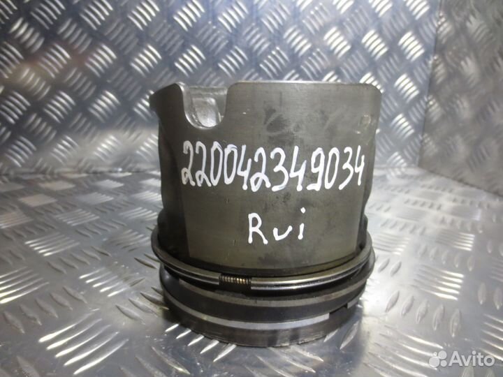 Поршень Mahle/knecht 123L13