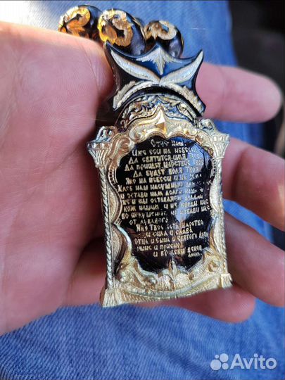 Бусы в авто ручной работы