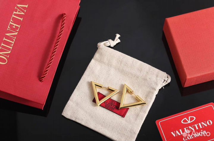 Серьги valentino