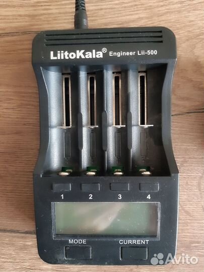 LiitoKala Engineer Lii-500 зарядное устройство