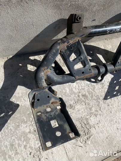 Опора радиатора Range Rover Vogue 3 L322