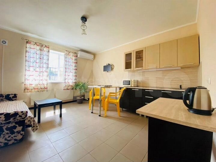 Продажа гостиницы 240 кв м на участке 6 соток в тсн 